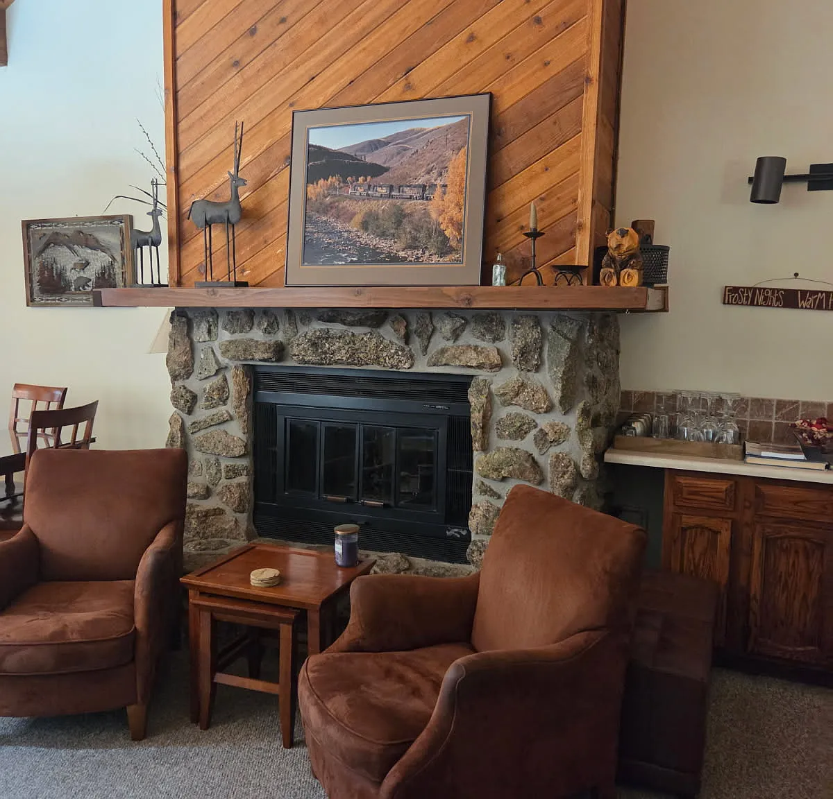 3 bed, 1338 sqft, $2,850 — Photo 3