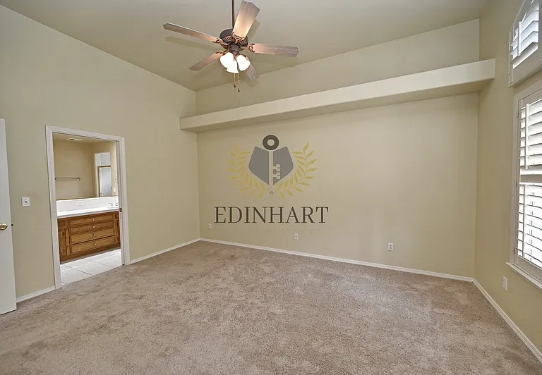 3750 W Vincent Ln — Photo 16