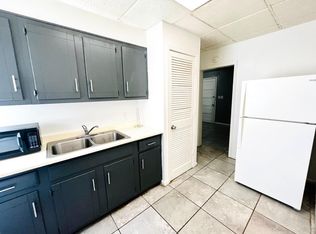 517 S 9th St #B, Mayfield, KY 42066