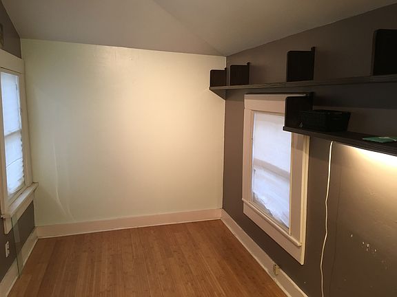 Office/3rd bedroom