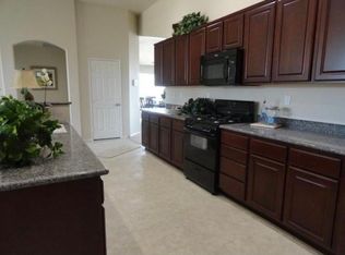 15541 Lookout Rd, Apple Valley, CA 92307