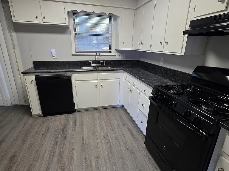 33 Sagewood Ct — Photo 4