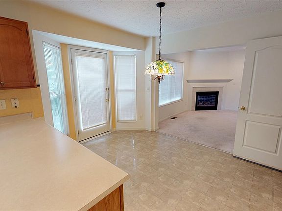 5th image of 9677 Cloveridge Dr