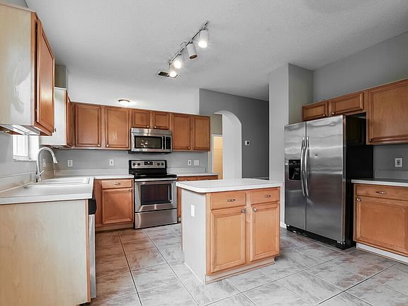 5th image of 14693 Kristenright Ln