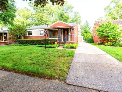 2918 Maplewood Ave, Royal Oak, MI, 48073
