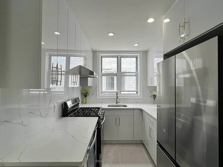 22 Tehama St #A — Photo 8