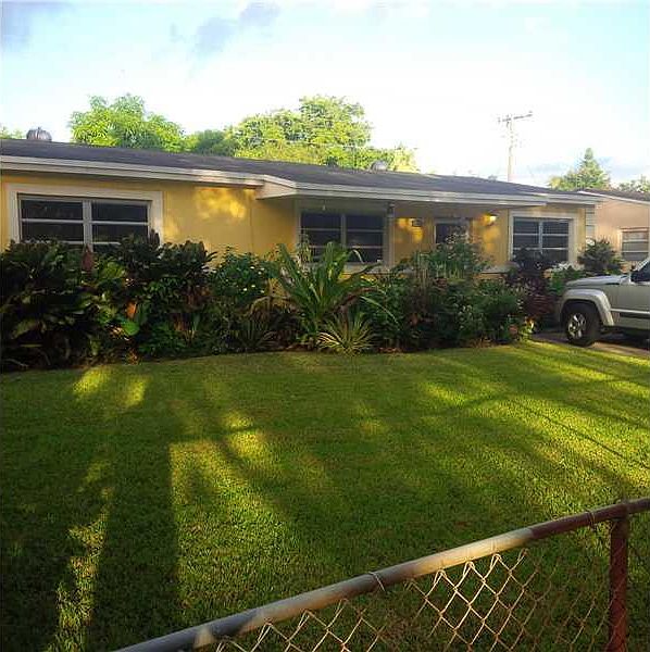 1st image of 1200 NW 69th Way