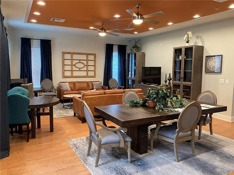 2400 Louis Henna Blvd #304 — Photo 10