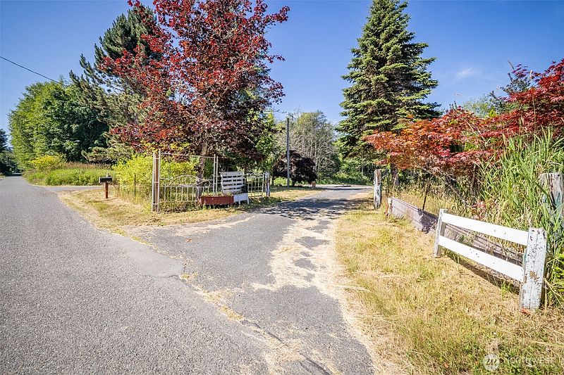 2nd image of 92 Gossett Road