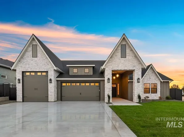 9833 S Peregrine Falcon Ave, Nampa, ID 83686