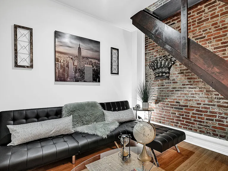 260 Quince St #1R — Photo 2