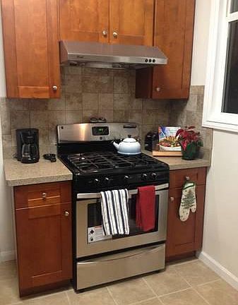2nd image of 1446 Jackson St APT 2