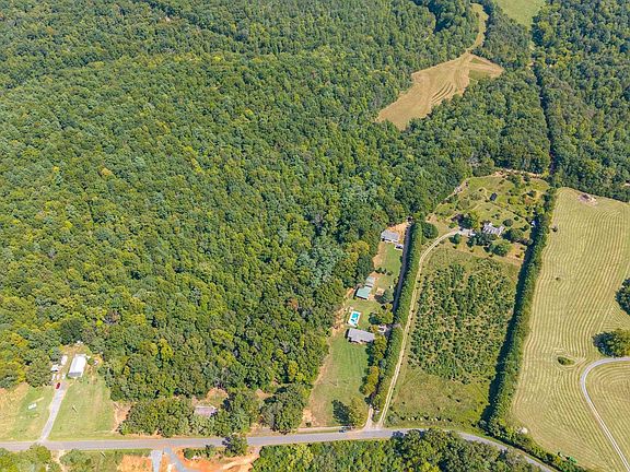 3rd image of 2668 W Perch Rd