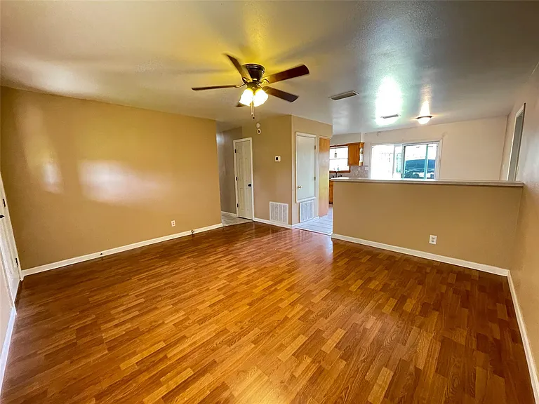 401 Anderson Rd — Photo 10