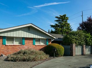 410 E Fir St, Sequim, WA 98382
