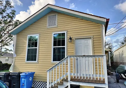 2255 N Prieur St Photo 1