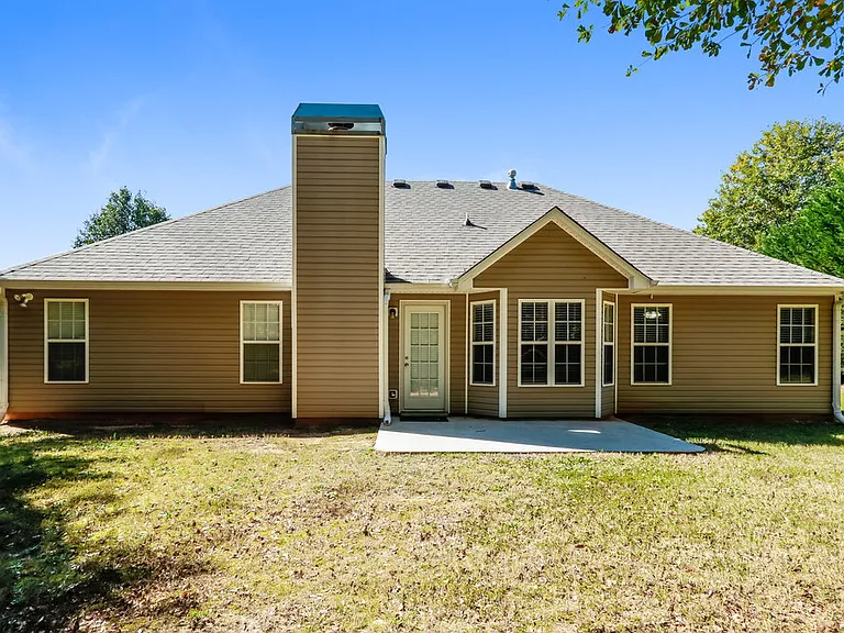 663 Stonecrest Dr — Photo 16
