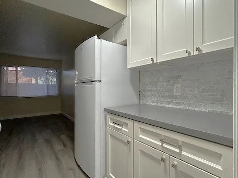 2115 Haste St #102 — Photo 7
