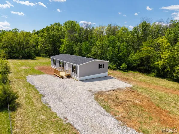 3134 Creek Rd, Moscow Mills, MO 63362