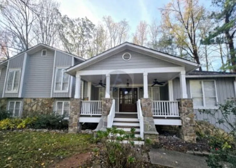 2312 Kilkenny Way NE — Photo 1