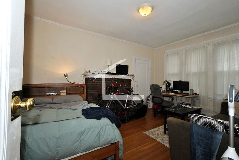 2nd image of 15 Glenville Ave #7A