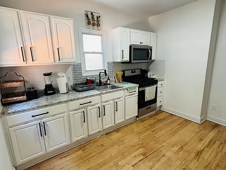 43 Bragaw Ave #1 — Photo 11