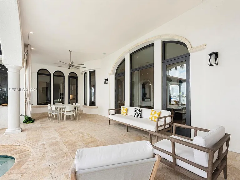 432 S Hibiscus Dr — Photo 46