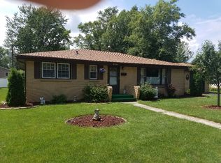 207 Hickory Ln, Momence, IL 60954