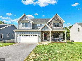 66 E Mohler Church Rd, Ephrata, PA 17522