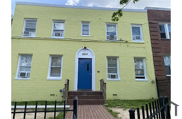 Building Photo - 5013 1st St NW #3