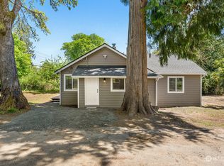 3668 SE Salmonberry Rd, Pt Orchard, WA 98366