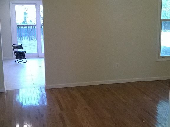 2nd image of 141 Jane St