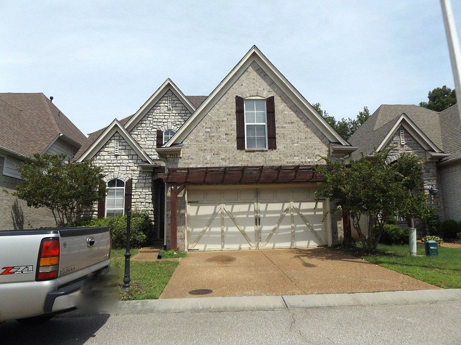 1st image of 9948 Oban Dr