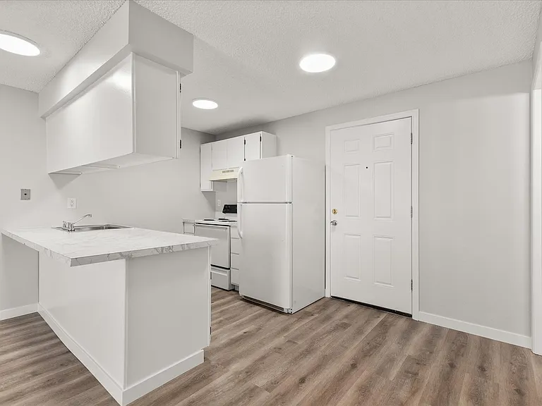 Parc Sprague Apartments — Photo 16