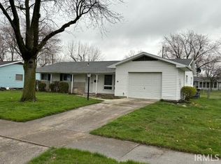 7415 Avalon Dr, Fort Wayne, IN 46819