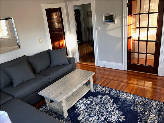 3rd image of 122 124 Fifth St