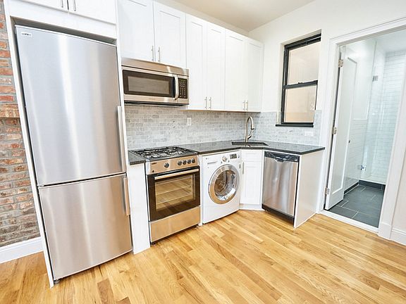 3rd image of 43 Essex St APT 8A
