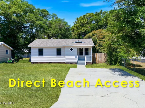 111 NE 20th Street, Oak Island, NC 28465