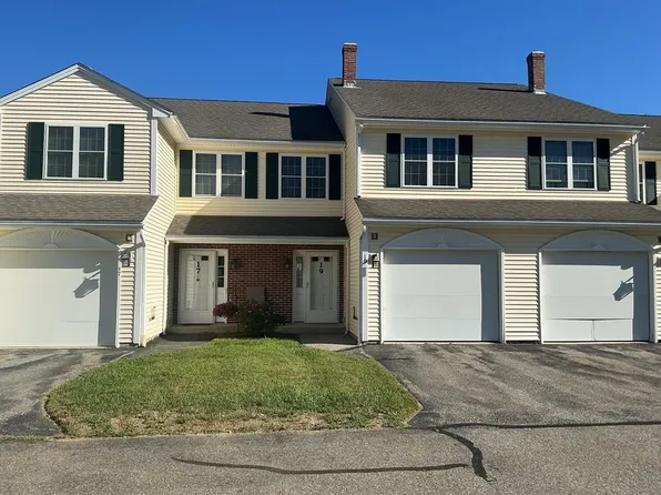 19 Village Way Unit 19, Rutland, MA 01543