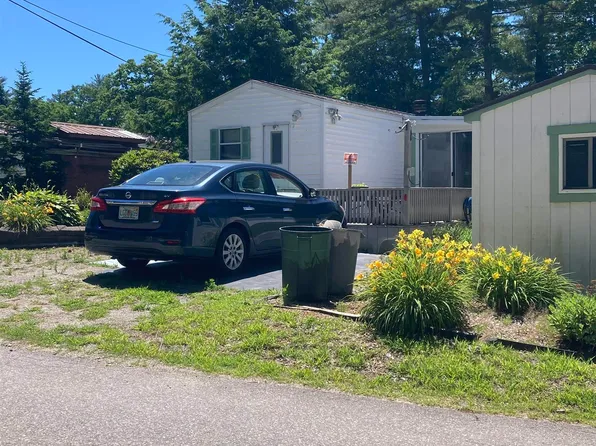 14 Averill Circle, Danville, NH 03819