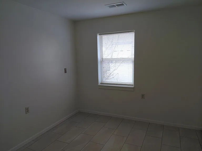 102 & 103 N Cedar St — Photo 9