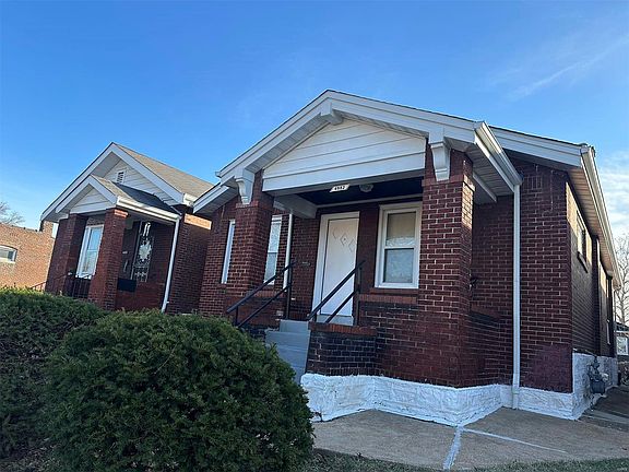 4th image of 4882 San Francisco Ave