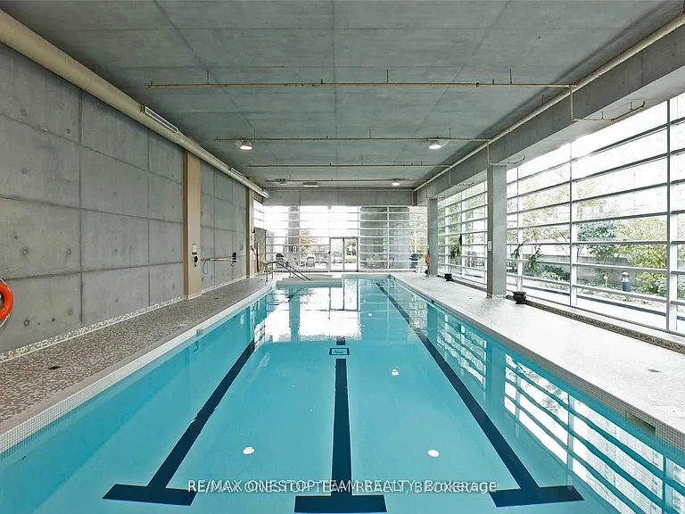 81 Navy Wharf Ct #3611 — Photo 12