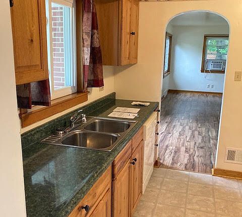 kitchen- sink and dishwasher