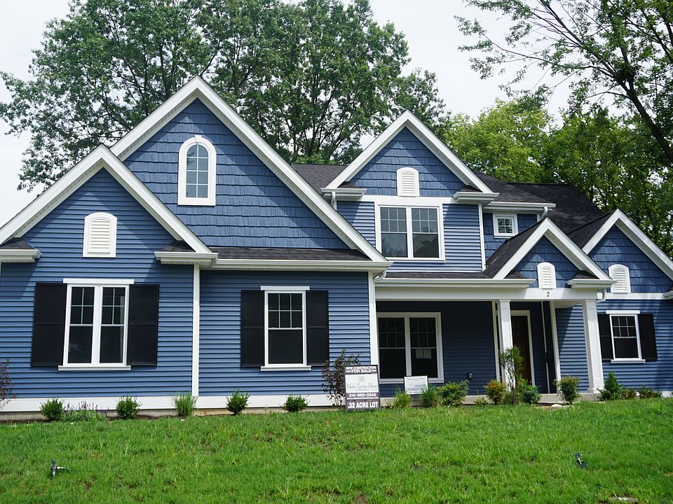 1st image of 2 Hillcrest Pl