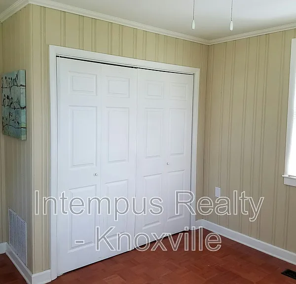 1900 Nickerson Ave — Photo 12
