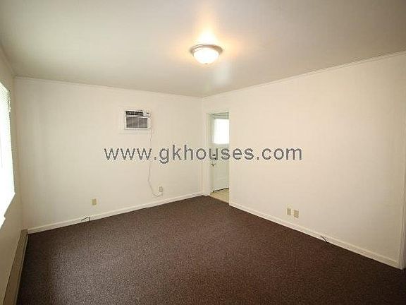 5th image of 4218 12th Ave