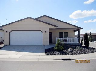 8754 W Rushmore St, Rathdrum, ID 83858