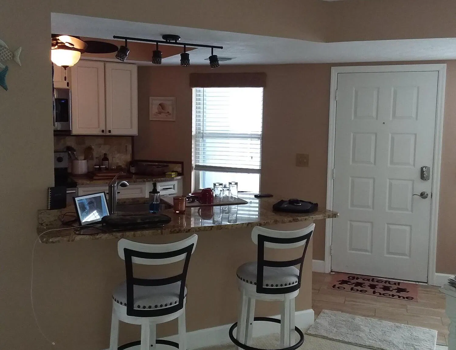 2 bed, 2.0 bath, 1200 sqft, $2,100 — Photo 4