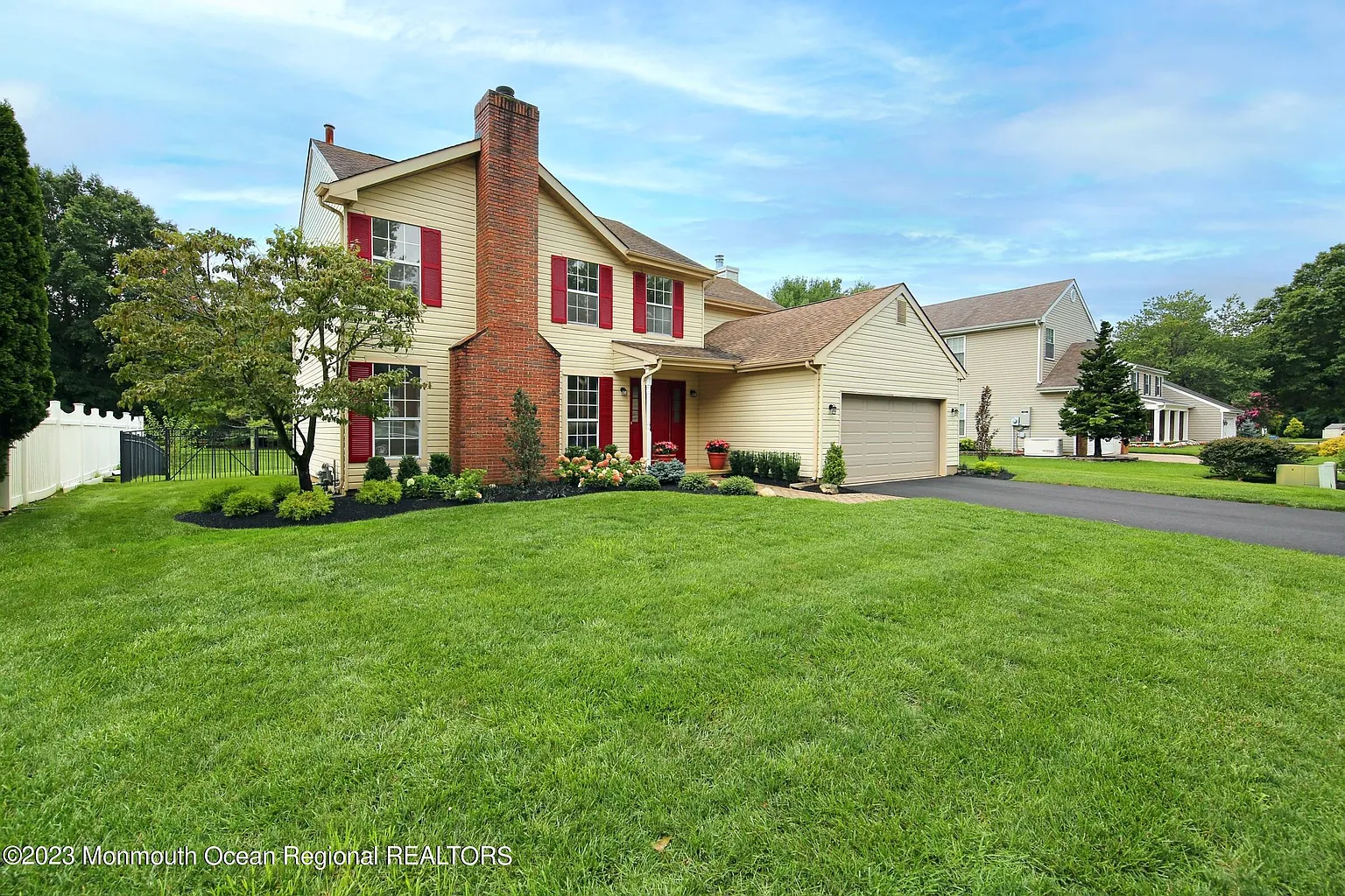 40 Branson Drive photo 1